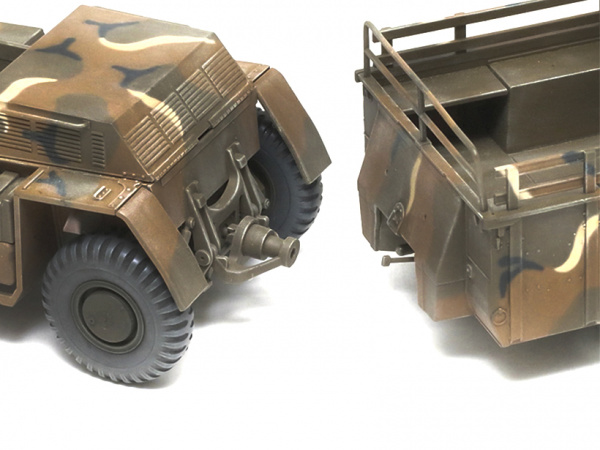 35330 Американский автомобиль 6x6 M561 Gamma Goat с фигурой водителя (1:35)