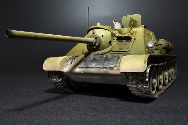 MA35187 1/35 SU-85 Советская самоходная установка. Набор с полным интерьером