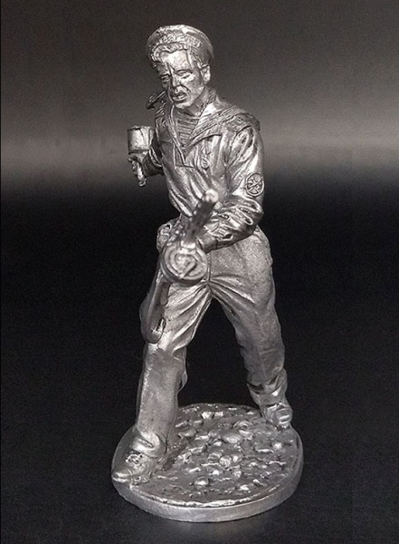 WW2-60 Краснофлотец с автоматом ППШ и гранатой РПГ-40, 1943-45гг. СССР