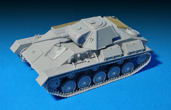 MA35194 1/35 Советский легкий танк T-70M с экипажем. Специальная серия