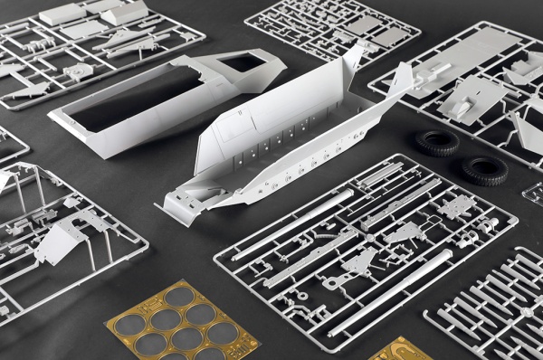 Т00943 1/16 Бронетранспортер Sd.Kfz 251/22D