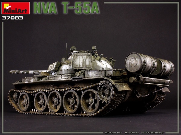 MA37083 Танк NVA T-55A