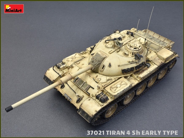 MA37021 1/35 Tiran 4 Sh Раннего типа. с Интерьером