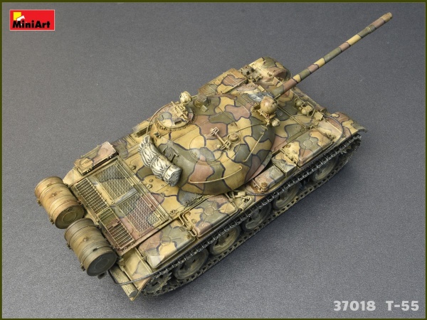 MA37018 1/35 T-55 Mod. 1963 с Интерьером