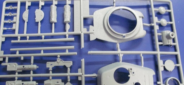 EE35146 1/35 Т-34/85 Средний танк