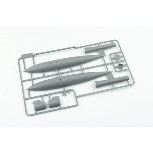 ТА2151 1/35 V-1 FLYING BOMB w/Interior