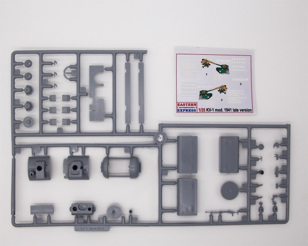 EE35119 1/35 КВ-1 обр.1941 поздняя версия Тяжелый танк
