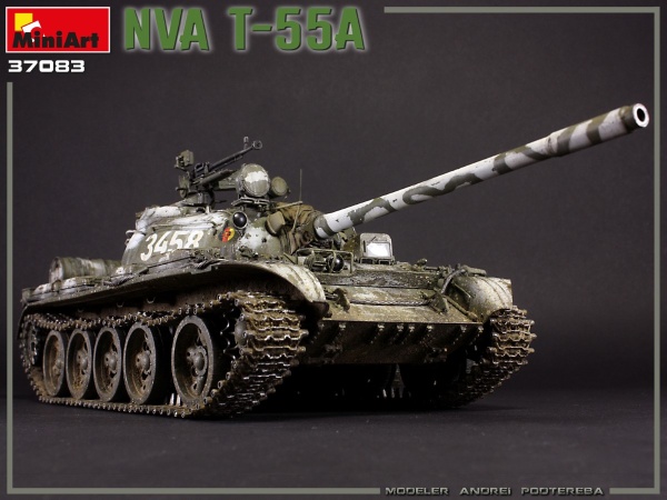 MA37083 Танк NVA T-55A