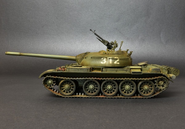 MA37017 1/35 T-54A Советский средний танк