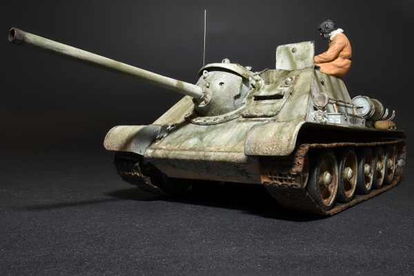 MA35178 1/35 SU-85 Советская САУ Обр. 1943 с/экипажем (Ранних выпусков)