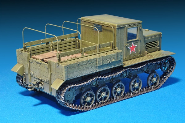 MA35140 1/35 Советский артиллерийский Тягач Я-12 поздняя версия