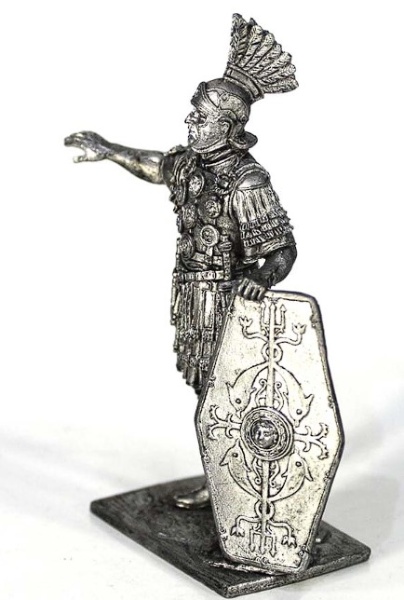 A236 Офицер II Вспомогательного легиона, конец 1го – 2 век