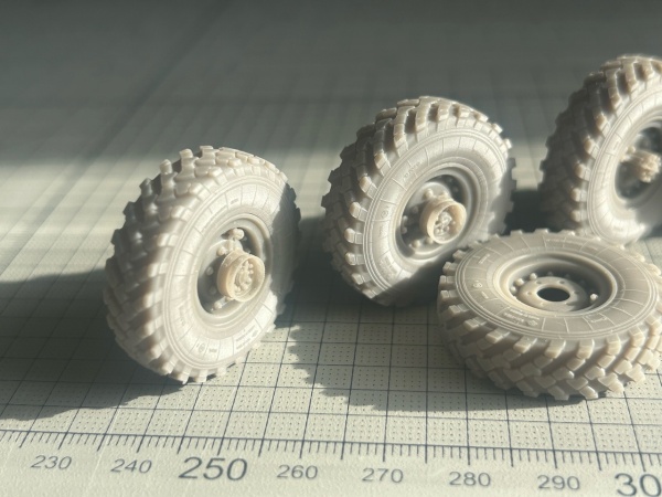 КЛ35001 Колёса для 35011 "Шишига" 