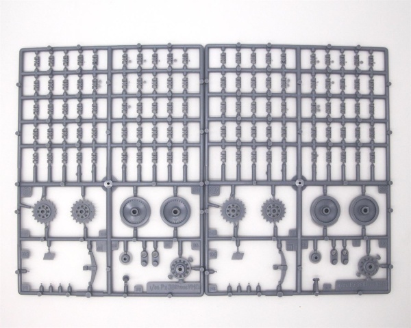 EE35145 1/35 PzKpfw 38(t) Легкий танк Прага