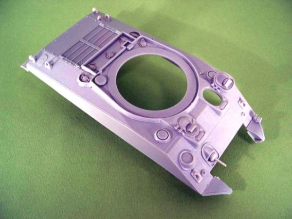 F118 Mid-Production M4A3 Sherman Upper Hull