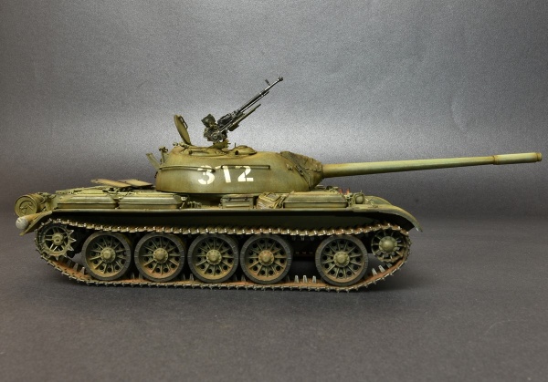 MA37017 1/35 T-54A Советский средний танк