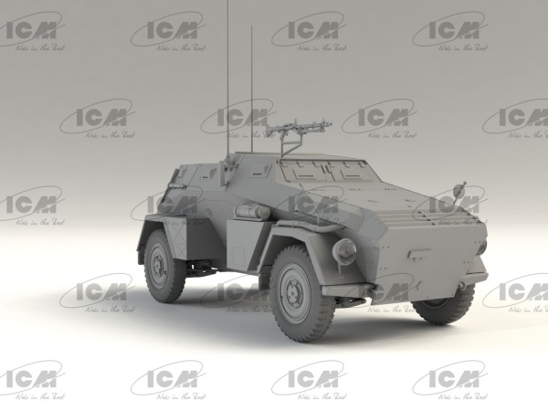 35112 1/35 Западно-германский танк LEOPARD  А4 с 1 фигурой командира 35112 1/35 Западно-германский танк LEOPARD  А4 с 1 фигурой командира