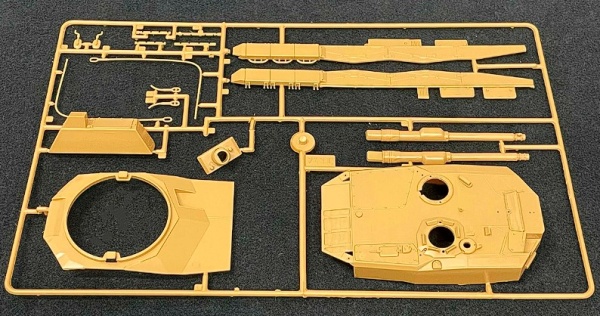 3703 Немецкий основной танк "Леопард" 2А4 3703 Немецкий основной танк "Леопард" 2А4