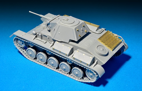 MA35194 1/35 Советский легкий танк T-70M с экипажем. Специальная серия