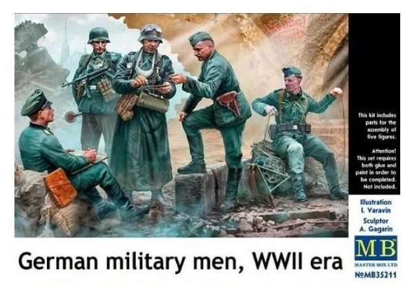 MB35137 Немецкие солдаты (сидячие с водителем) 6человек