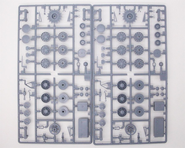 EE35089 КВ-2 обр. 1940 г. Тяжелый танк (152 мм пушка)