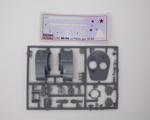 EE35114 1/35 БТ-7А артиллерийский танк