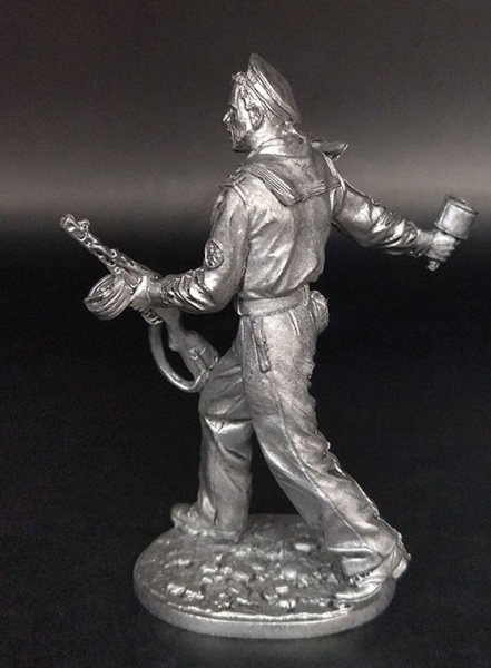 WW2-60 Краснофлотец с автоматом ППШ и гранатой РПГ-40, 1943-45гг. СССР