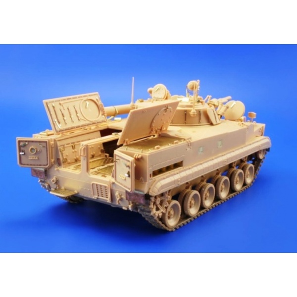 35008 1/35 Боевая Машина Пехоты 35008 1/35 Боевая Машина Пехоты
