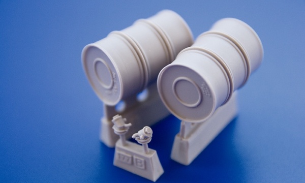 B35177 Танковые топливные бочки 200л. для T-55AM/T-62/T-64/Тип (72)/T-80/T-90  (2шт)