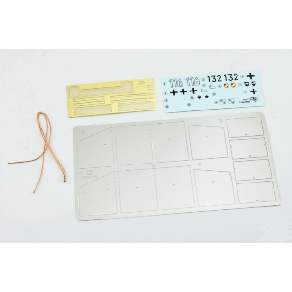 ТА8009 1/35 StuH42&StuG III Ausf.G Early Prodution 2 in 1