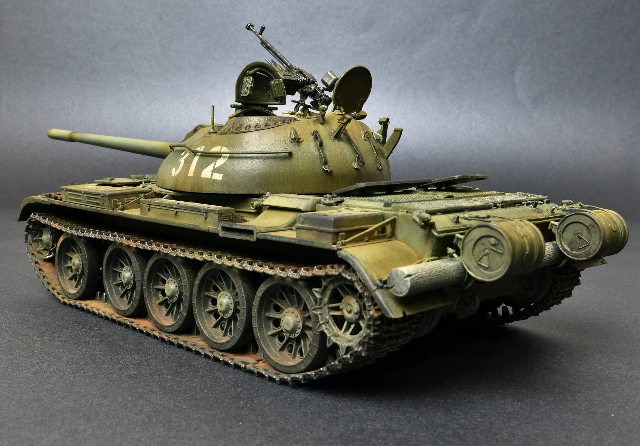 MINIART 37017 танк т-54а