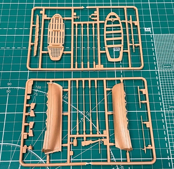 9033 Средневековая шлюпка