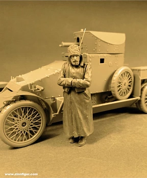 F35-014 Imperial Russian Automobile Machine Gun Platoon Soldier on guard duty