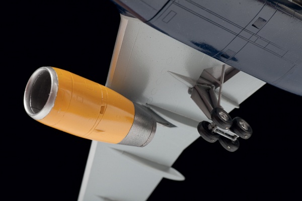 7032 Пассажирский авиалайнер Боинг 757-200