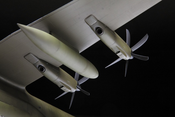 7324 Военно-транспортный самолет С-130J-30