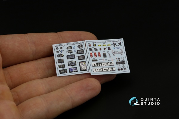 QDS-35068 1/35 3D Декаль интерьера КАМАЗ-43509 (Звезда) (малая версия)