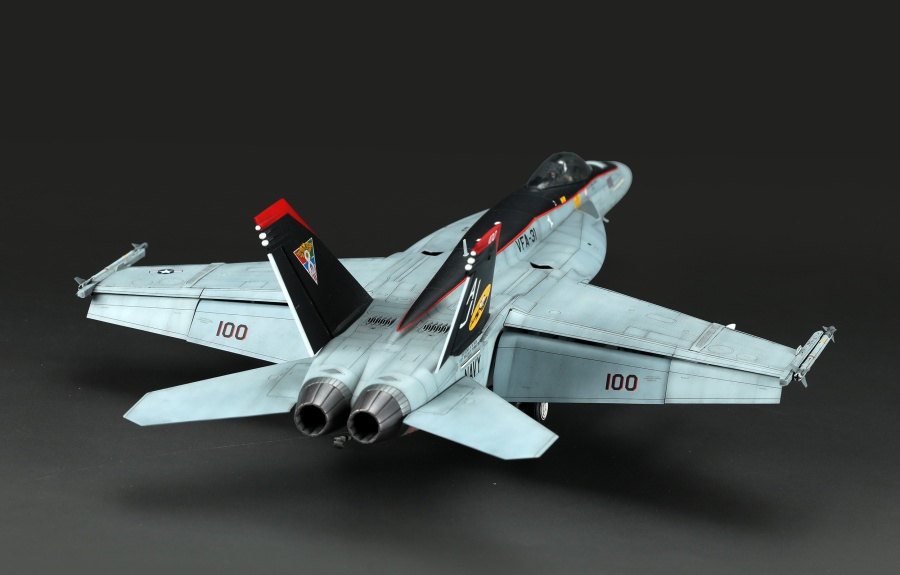 LS-012 1/48 Boeing F/A-18E Super Hornet