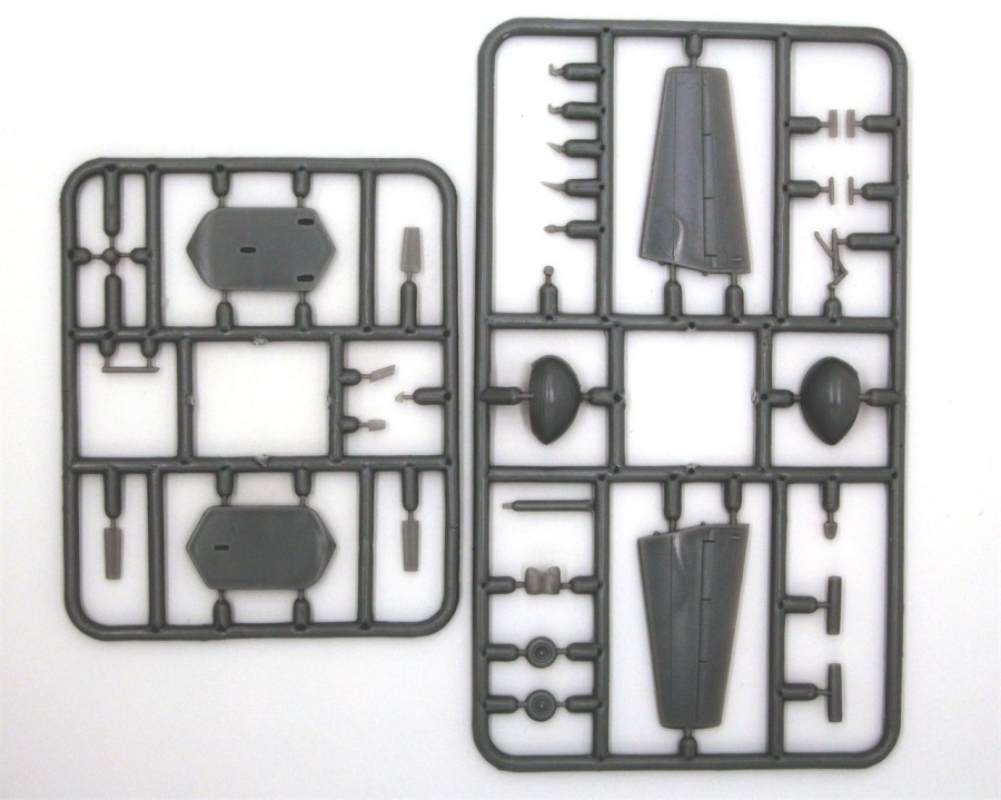EE144123 Противолодочный самолет