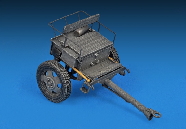 MA35039 1/35 Немецкий артиллерийский тягач Т-70 с пушкой 7,62см FK 288(r) и экипажем