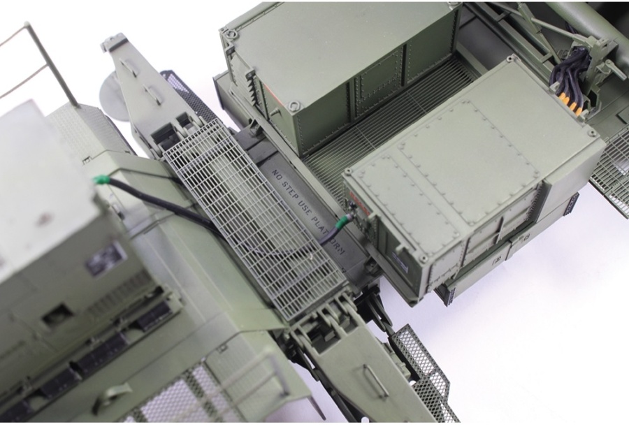 AF35S93 PATRIOT LANCHING STATION & PAC-3 M91 MUNITION(the plastic parts of injection from Трубач