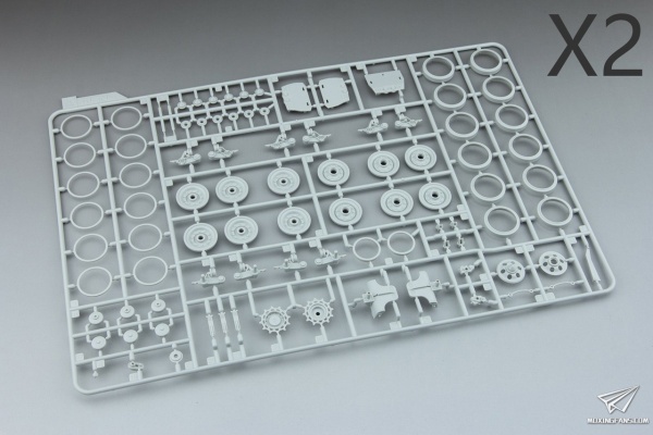 TS-051 1/35 British Main Battle Tank Chieftain Mk10
