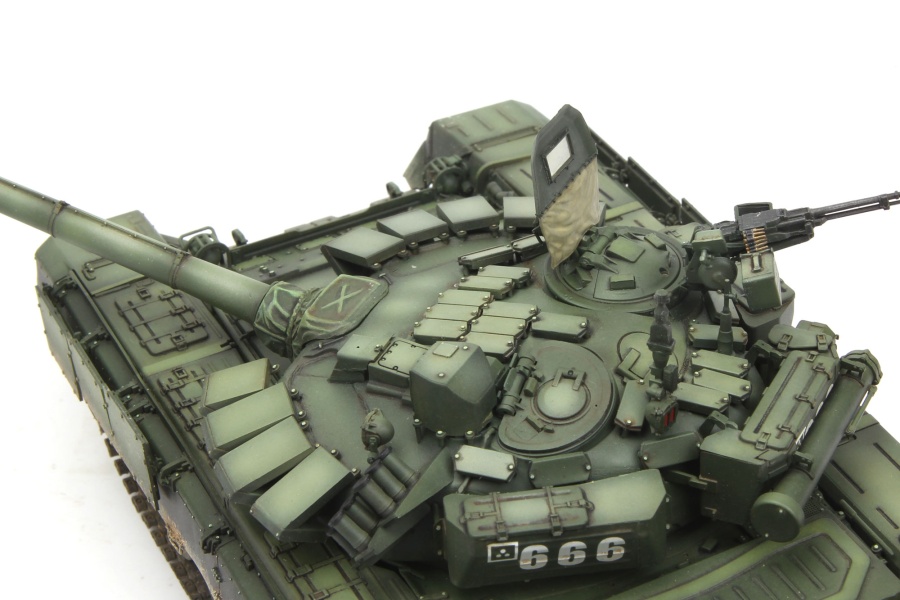 TS-028 1/35 RUSSIAN MAIN BATTLE TANK И (T)-(7)и(2)B3