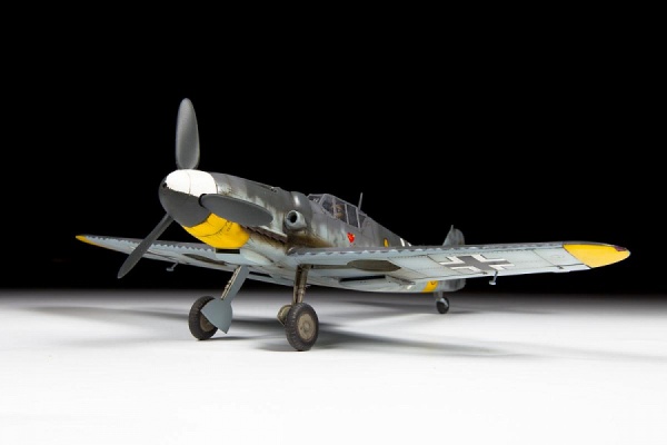 4816 Немецкий истребитель Messerschmitt BF-109 G6