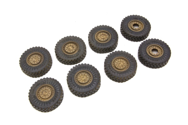SPS-024 1/35 U.S. COUGAR 6x6 MRAP VEHICLE WHEEL SET (RESIN)