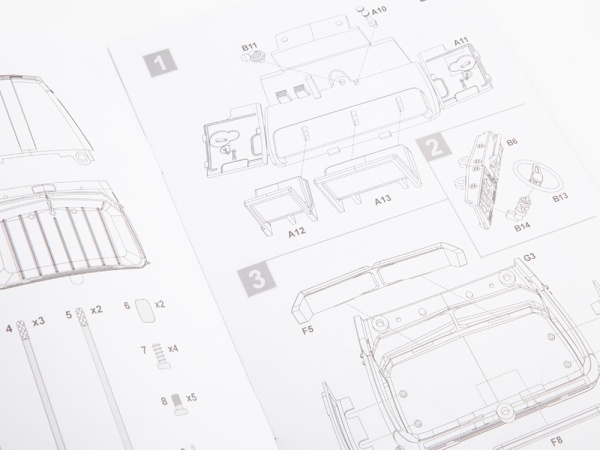 1401AVD Сборная модель Лесовоз с прицепом-роспуском 43204-10