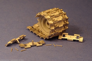 MTL-35077 1/35 Tracks for JS-7