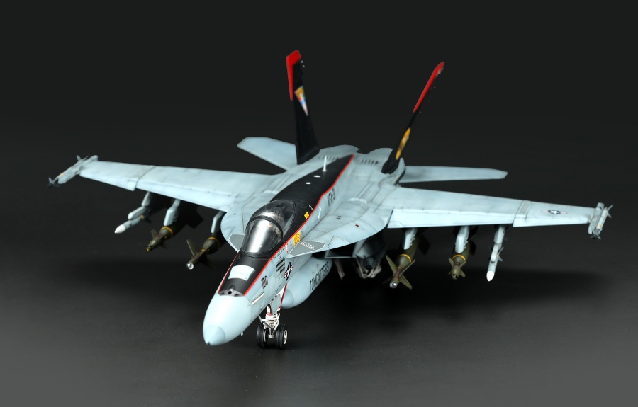 LS-012 1/48 Boeing F/A-18E Super Hornet