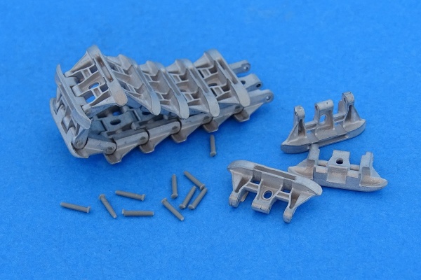 MTL-35084 1/35 Tracks for Churchill late