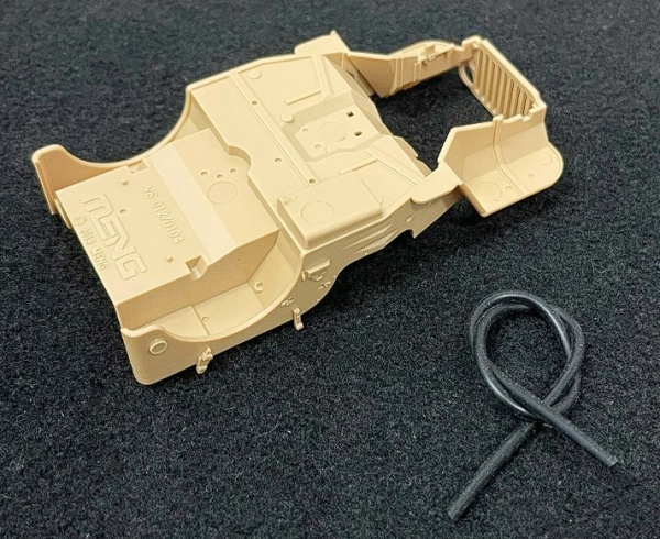 VS-012 1/35 MB Military Vehicle WASP Flamethrower