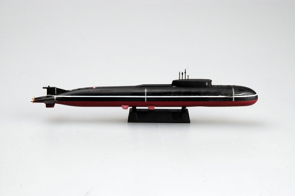 87021 Подводная лодка Russian Navy Oscar II Class submarine 1/700